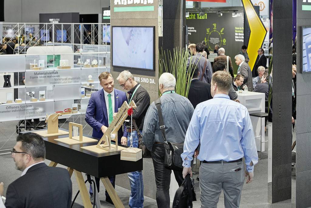 Interactive stations at the Arburg stand