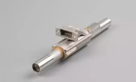 CSEM’s 3D-printed pipe segment, combining heating and temperature sensing, represents a breakthrough in thermal control technology, with applications ranging from satellites to industrial systems. | © CSEM