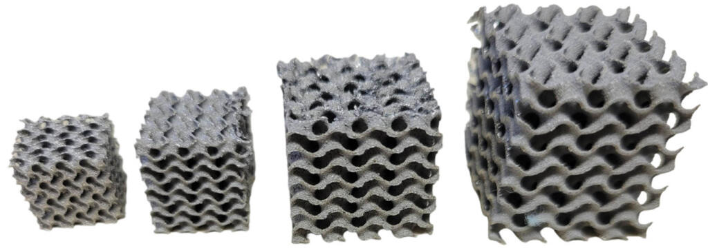 Stainless-steel component boosts power output for bacteria-based biobattery